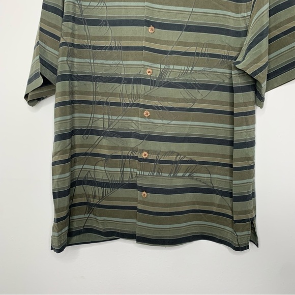Tommy Bahama green stripe Hawaiian short sleeve button up silk shirt - Picture 2 of 8